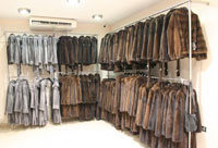 shop1_s.jpg