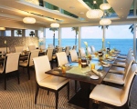 uae_exc_70_s.jpg