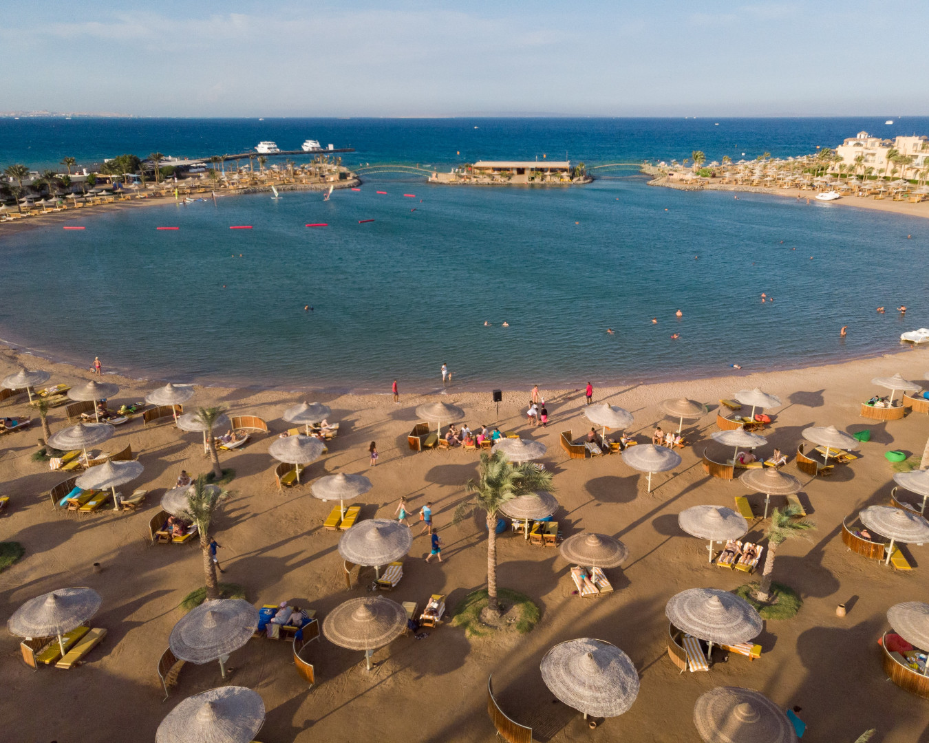 Desert Rose Resort 5*